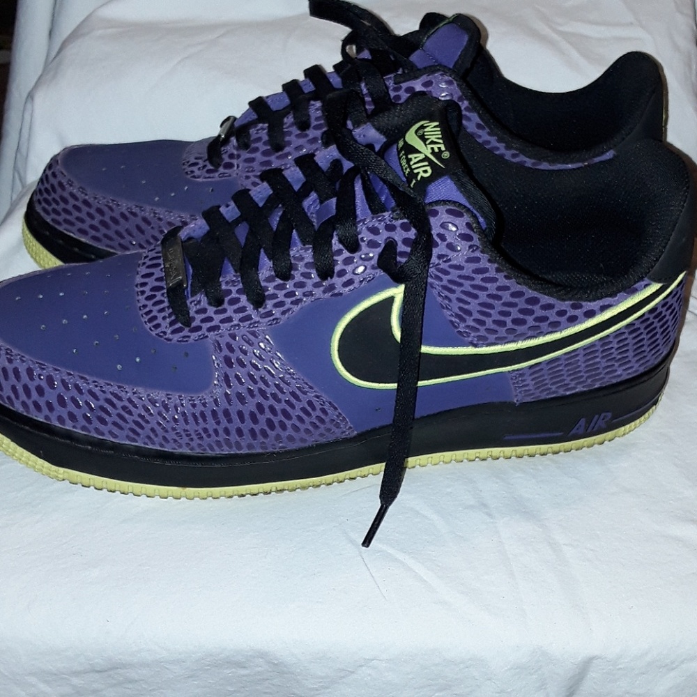 Nike Air Force 1 Low Court Purple/Black - Volt